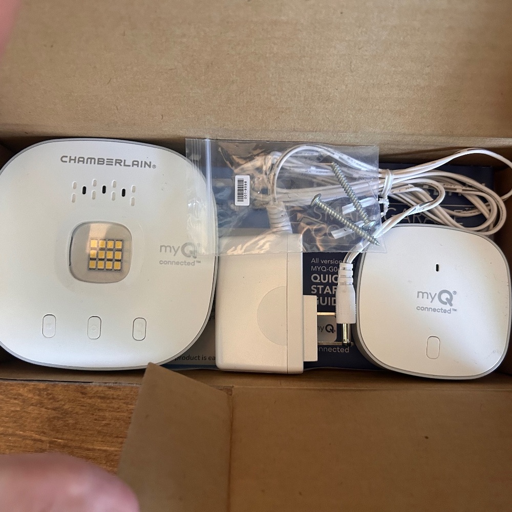 My Q Chamberlain Smart Garage Control mobile